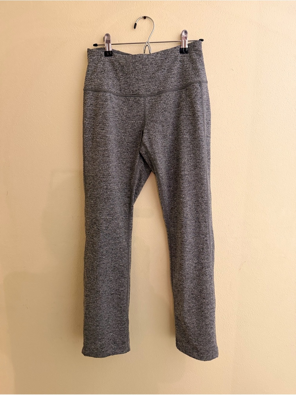 Zella Womenβs Gray Heather Ankle Leggings